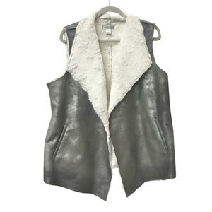 Christopher & Banks Metallic Silver Faux Suede Shearling Vest size XL Gray